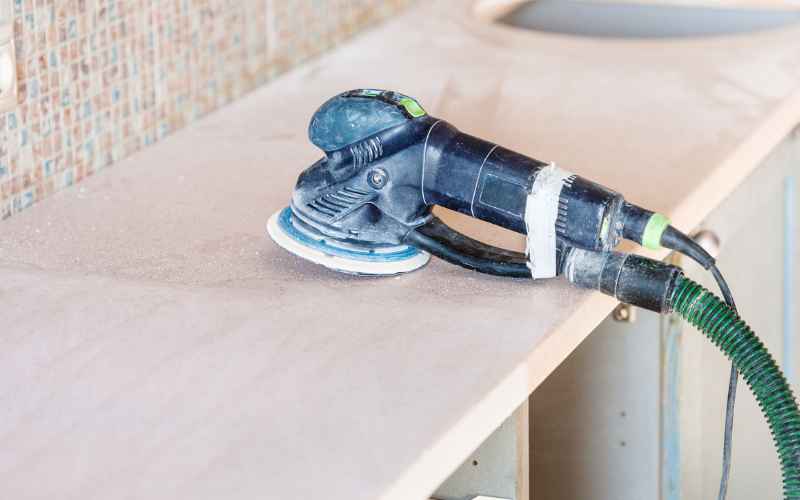 can you use a palm sander on walls?