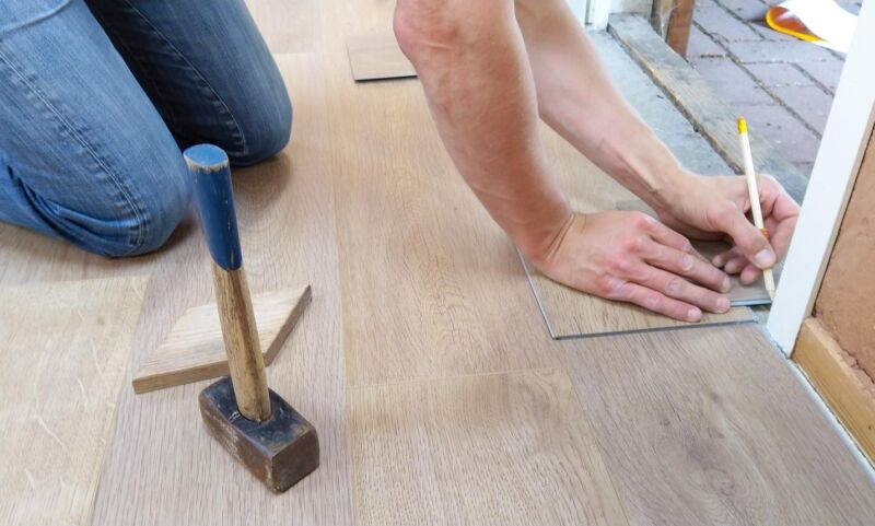 Here’s why you need to hire a hardwood floor removal company!