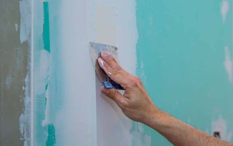 How to Shave down Uneven Drywall