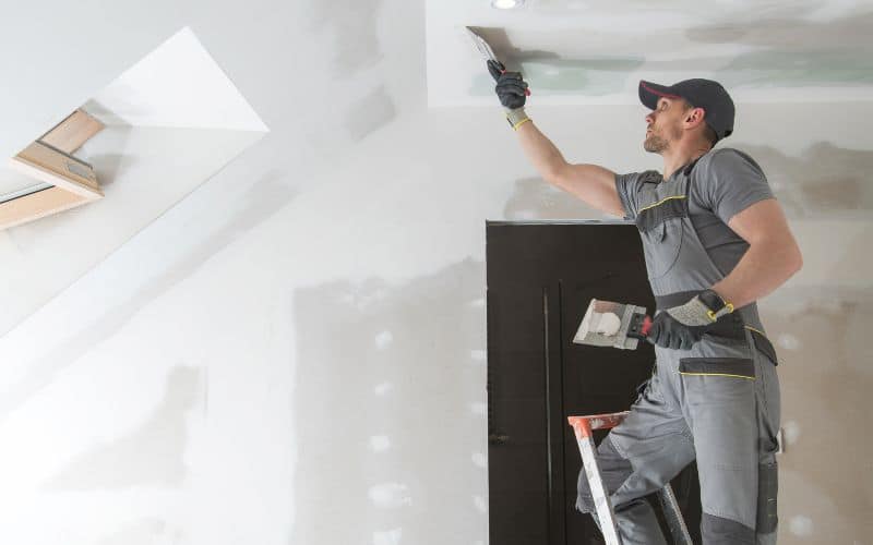 Plastering on Old Brown Drywall