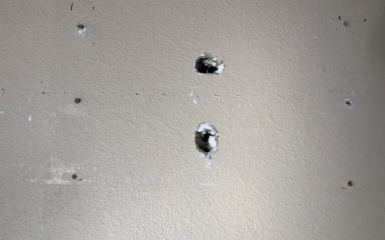 Pin Holes in Drywall (Causes & Solutions)