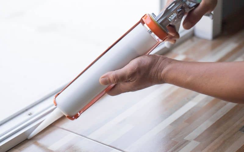 5 Best Adhesives for Drywall