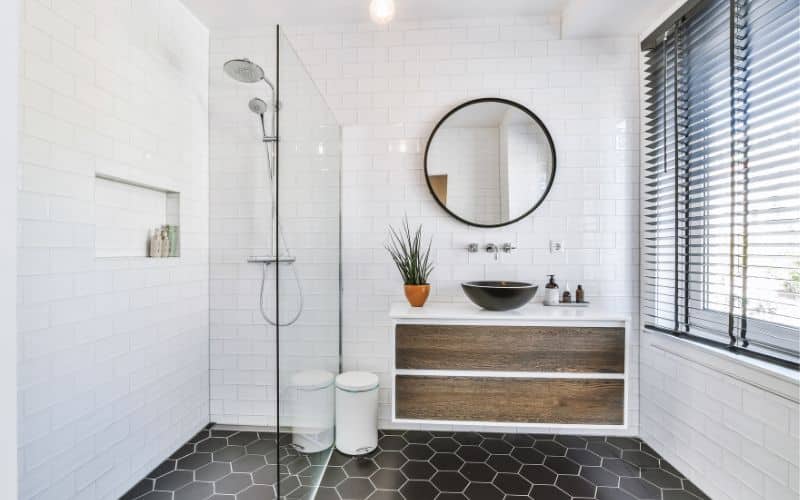 Crown Molding In Bathroom Transition From Wall To Tile 