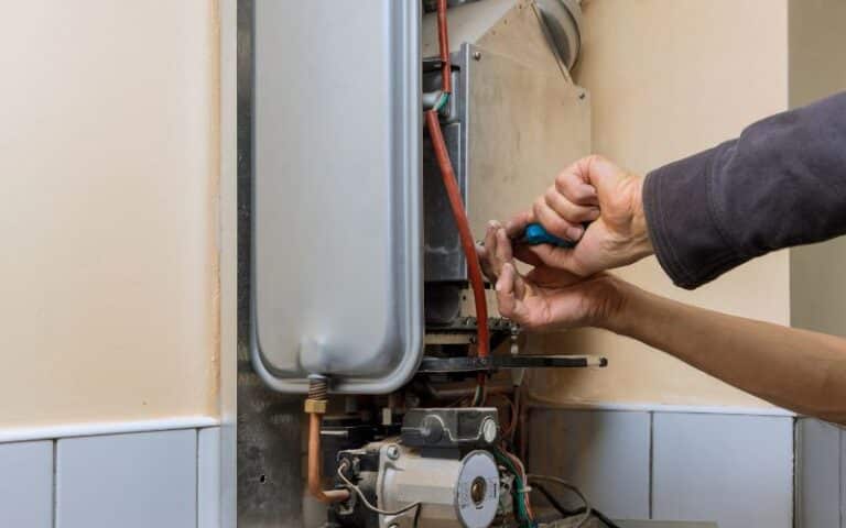 How to Drain a Water Heater With No Floor Drain